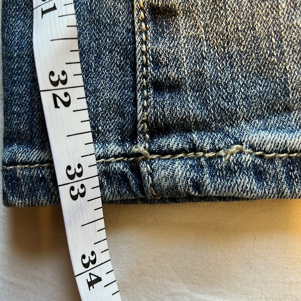 Cache Rhinestone Detail Jeans - Picture 7 of 8